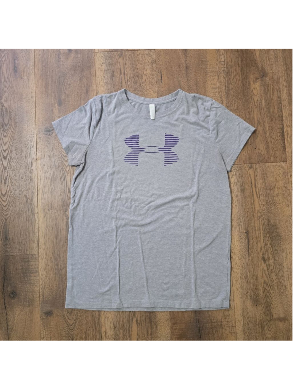 Under Armour Gray Purple Short Sleeve Tee Medium